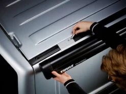 Thule Omnistor 5102 Antraciet Cassetteluifel -Thule 340399 340399 images other thule omnistor 5102 4 ecommerce